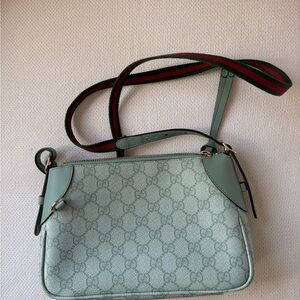 Gucci GG Sage Shoulder Bag - Small